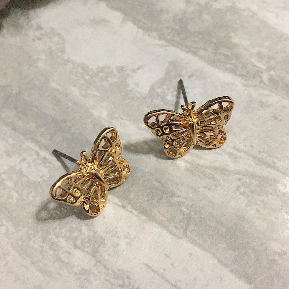 Gold butterfly earrings - Picture 3 of 4